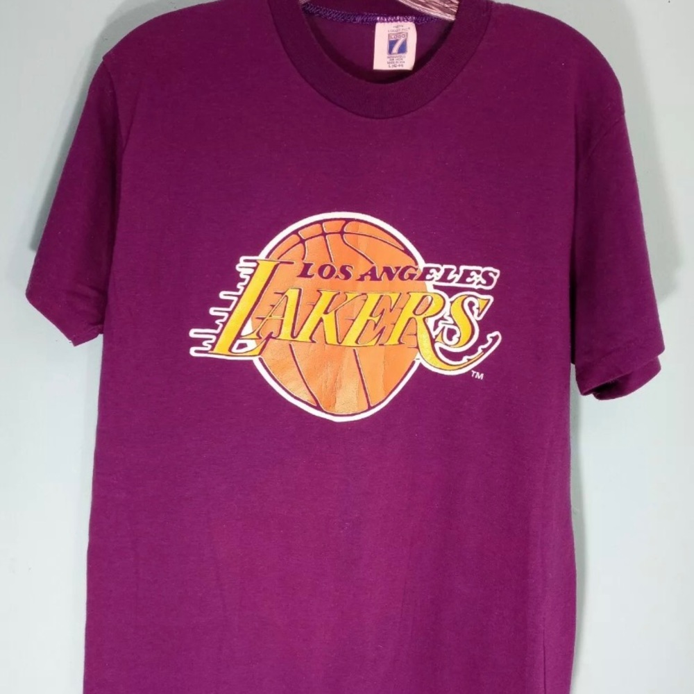 Vintage 1990s Los Angeles Lakers Men's Sz L Short Sleeved T-shirt single stitch